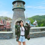 Taeyeon Instagram - TAEYEON is journeying into the World of Frozen for the first time in forever✨! Let’s follow in her footsteps and take a magical peek at Arendelle’s majestic fjord, traditional architecture, and iconic spots📍! Let’s go together “Into the Unknown!” 겨울왕국 세상으로 첫 여행을 떠나요✨！ 태연의 발걸음을 따라, 활기 넘치는 아렌델 왕국 속으로 들어가, 웅장한 왕국 풍경과 전통적인 양식의 건물 그리고 랜드마크📍를 구경하며, “숨겨진 세상”을 여행해 보아요! 太妍首次踏上魔雪奇緣世界的旅程✨！跟著她的腳步，走入充滿生機的阿德爾王國，欣賞當地的壯麗景致、傳統建築以及地標📍，展開 “Into The Unknown” 前往未知的歷程！ #TAEYEON #태연 #GirlsGeneration #소녀시대 @taeyeon.smofficial #LetItGo #WorldOfFrozen #HKDisneyland #魔雪奇緣世界 #香港迪士尼樂園 Hong Kong Disneyland