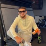 Tagir Ulanbekov Instagram - Вот и завершились наши тренировочные сборы в Ака Вылетам в Чикаго творить ещё одну историю . В следующие выходные они будут @usman_nurmagomedov @imamshafi_aliev блистать. Ну а я просто отдыхаю, восстанавливаюсь и наблюдаю за процессом ))) AKA Gym
