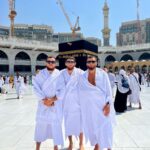 Tagir Ulanbekov Instagram - #alhamdulillah С Братьями проводим выходные с пользой ☝🏻 Makkah Masjid-ul-Haram
