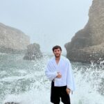 Tagir Ulanbekov Instagram – Я не планировал заходить в воду , так как было немного холодно. 
Но побережье тихого океана , оказалось не так уж и тихим 😀
#нешутитесприродой Shark Fin Cove Beach, Davenport, CA