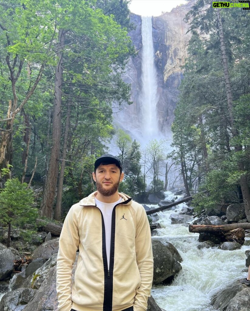 Tagir Ulanbekov Instagram - Yosemite один из самых красивых заповедников который я видел . Thank you @pakhanov_d #weekends