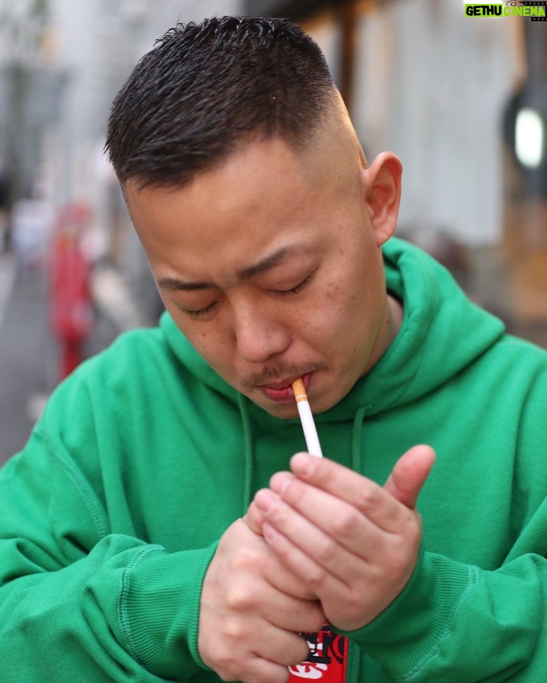 Takashi Sakai - 3.5K Likes - 6号艇になりたくて。
緑いお洋服を買ったよ。
大外からまくらせてください。
#フェードカット #スキンフェード #クロップスタイル #6号艇