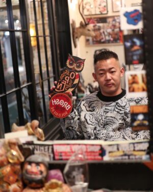 Takashi Sakai Instagram - 2023年あけましておめでとうございます🐭🎍

今年もどうかご贔屓のほどよろしくお願いいたしますお。

今年は子ども番組にたくさん出れるように頑張ります。

#フェードカット #スキンフェード #クロップスタイル
