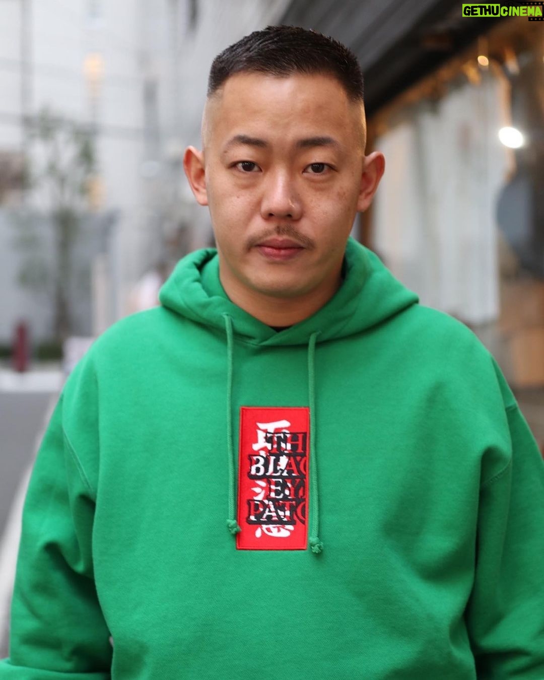 Takashi Sakai - 3.5K Likes - 6号艇になりたくて。
緑いお洋服を買ったよ。
大外からまくらせてください。
#フェードカット #スキンフェード #クロップスタイル #6号艇