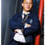 Takashi Sakai Instagram - ガルフィー×寅壱 おモデルをさせていただきました。 えへへ。 ガルフィーさん寅壱さんちょいとかっちょよくなりすぎてはいませんか。 渋ぃい。 ありがとございます🐶🐯 #ガルフィー #寅壱 @galfy.jp @toraichi_concept @lhp_official