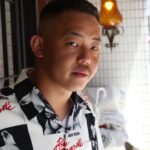 Takashi Sakai Instagram - 2連休のはずまりはずまり。 ロケ焼けおじさん。 いつかは私めもスタジオに。 もさもさを刈り込んでいただきますた。 さてどこへ行こうか。 @mr.brothers_cutclub @mr.hero1987 #スキンフェード #フェードカット #クロップスタイル #濡れパン