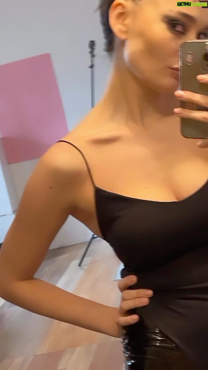 Tako Tabatadze - 0.9K Likes - 😈😋