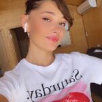 Tako Tabatadze Instagram – 💢People hate you for 3 reasons
🔹they hate themselves
🔹they want to be you
🔹they see you as a threat 
♥️When you love yourself you are incapable for hating anyone no matter what they have done♥️
Tony Gaskins @tonygaskins
💢3 მიზეზი რატომაც სძულხართ ადამიანებს:
🔹მათ სინამდვილეში საკუთარი თავი სძულთ
🔹მათ უნდათ თქვენნაირი იყონ
🔹ისინი თქვენში საშიშროებას ხედავენ
♥️როდესაც საკუთარი თავი გიყვარს, შეუძლებელია ვინმე გძულდეს, განურჩევლად მიზეზისა♥️
ტონი გასკინსი რანჩო ვარიანში – Ranch in Variani