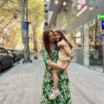 Tako Tabatadze Instagram – My best friend 🤗💛☀️
#motherhood #mybaby #mysunshine