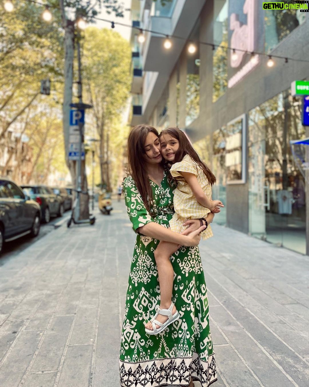 Tako Tabatadze - 1K Likes - My best friend 🤗💛☀️
#motherhood #mybaby #mysunshine