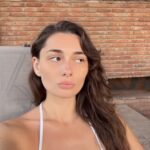 Tako Tabatadze Instagram - 🦍#arbeitsplatz #planetderaffen #mode