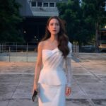 Taksaorn Paksukcharern Instagram - 1.รูปจากมือถือเชน ที่ถ่ายพี่หยินในฉากสุดท้าย 2.เบื้องหลัง 3.จบบริบูรณ์ในช้อตที่ชอบ ❤️ #หารักด้วยใจเธอ #FindYourselfTH