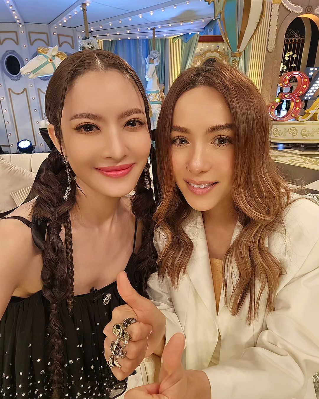 Taksaorn Paksukcharern Instagram - ซังได้ซังแล้ว🥹❤️ @palmy.ig #3แซ่บ Polyplus Entertainment