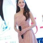 Taksaorn Paksukcharern Instagram - 🎄☃️💙 @destinyclinic