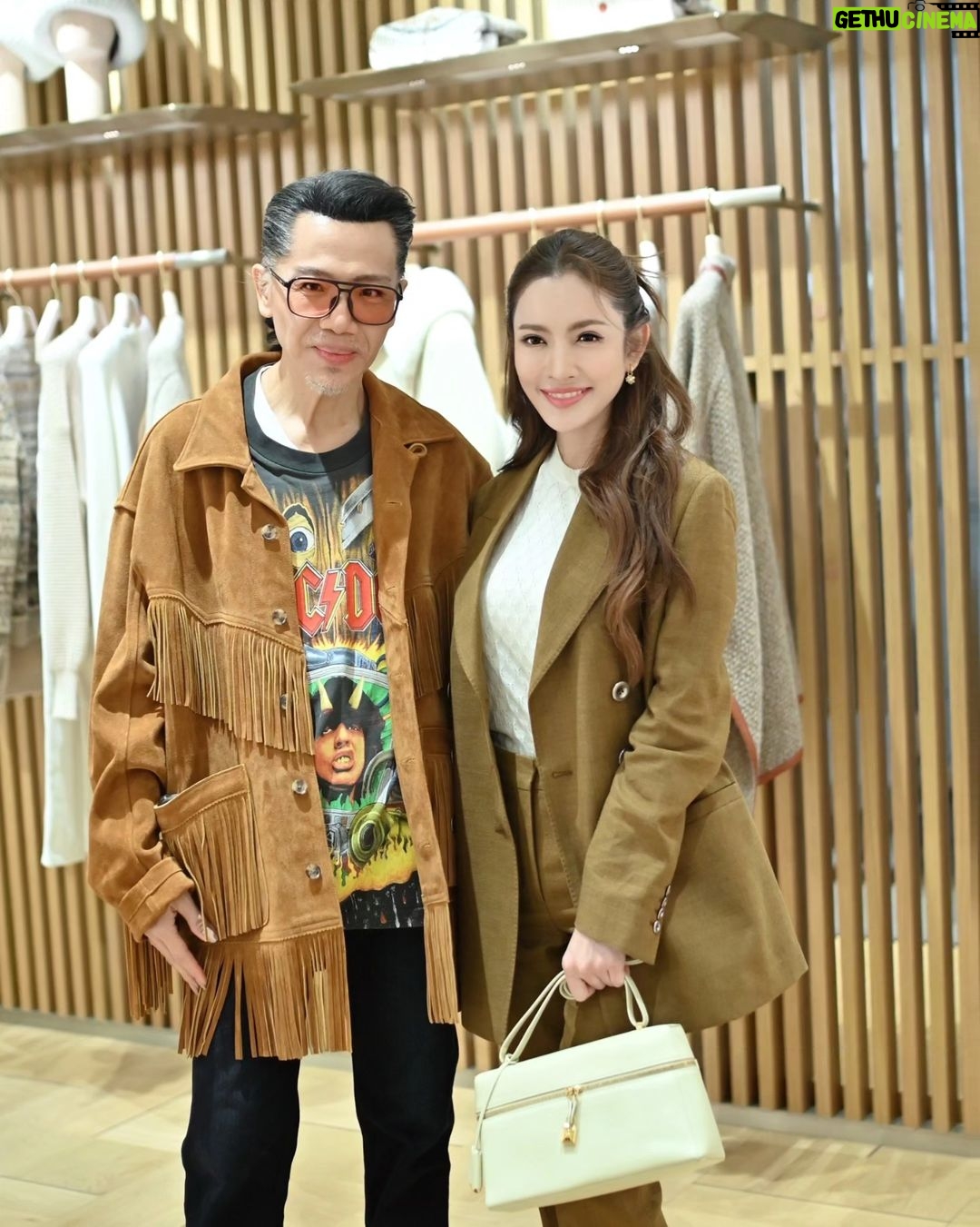 Taksaorn Paksukcharern Instagram - 🌟 @loropiana @paragondepartmentstore Siamparagon