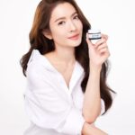 Taksaorn Paksukcharern Instagram - ไม่ว่าปัญหาผิวแบบไหน Dr.JiLL จะคิดค้นและพัฒนาโดยผู้เชี่ยวชาญเพื่อให้ได้สิ่งที่ดีที่สุดสำหรับผิวออกมาเสมอ แอฟใช้แล้วเห็นผลจริงๆ ค่ะ มั่นใจได้เลย 💙Dr.JiLL ADVANCED CREAM #DrJiLLAdvancedCream #ครีมตัวใหม่drjill #DrJiLL #ครีมงานวิจัย #ทุกผลลัพธ์ของผิวรับรองด้วยงานวิจัย