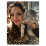 Tala Ashe Instagram - happy caturday from cat me who clearly loves human me. 😏 #zaricat #legendsoftomorrow
