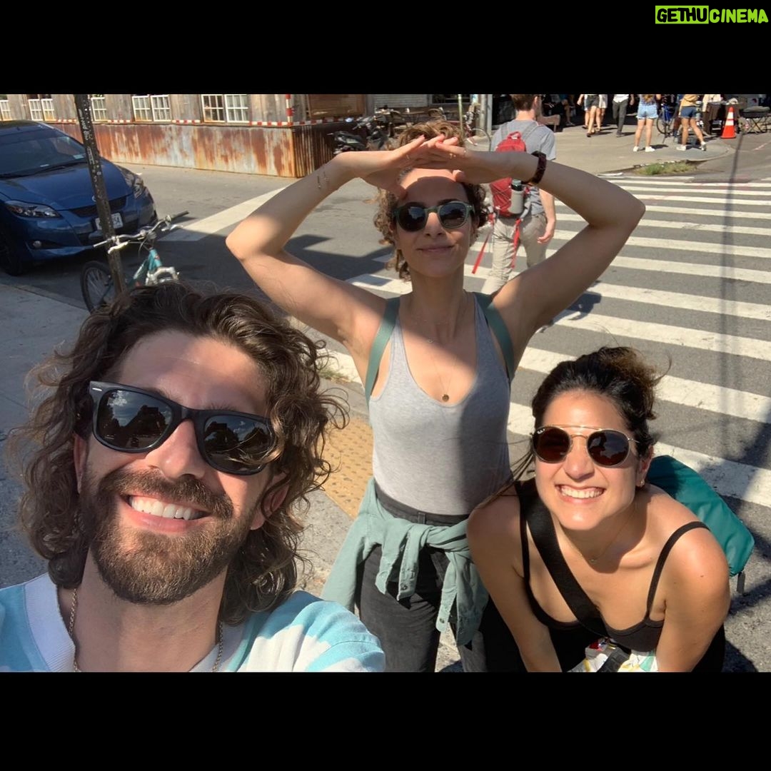 Tala Ashe Instagram - 2022: it was the best of times, it was the worst of times. may 2023 bring a free Iran 💚🕊️❤️ #زن_زندگی_آزادی