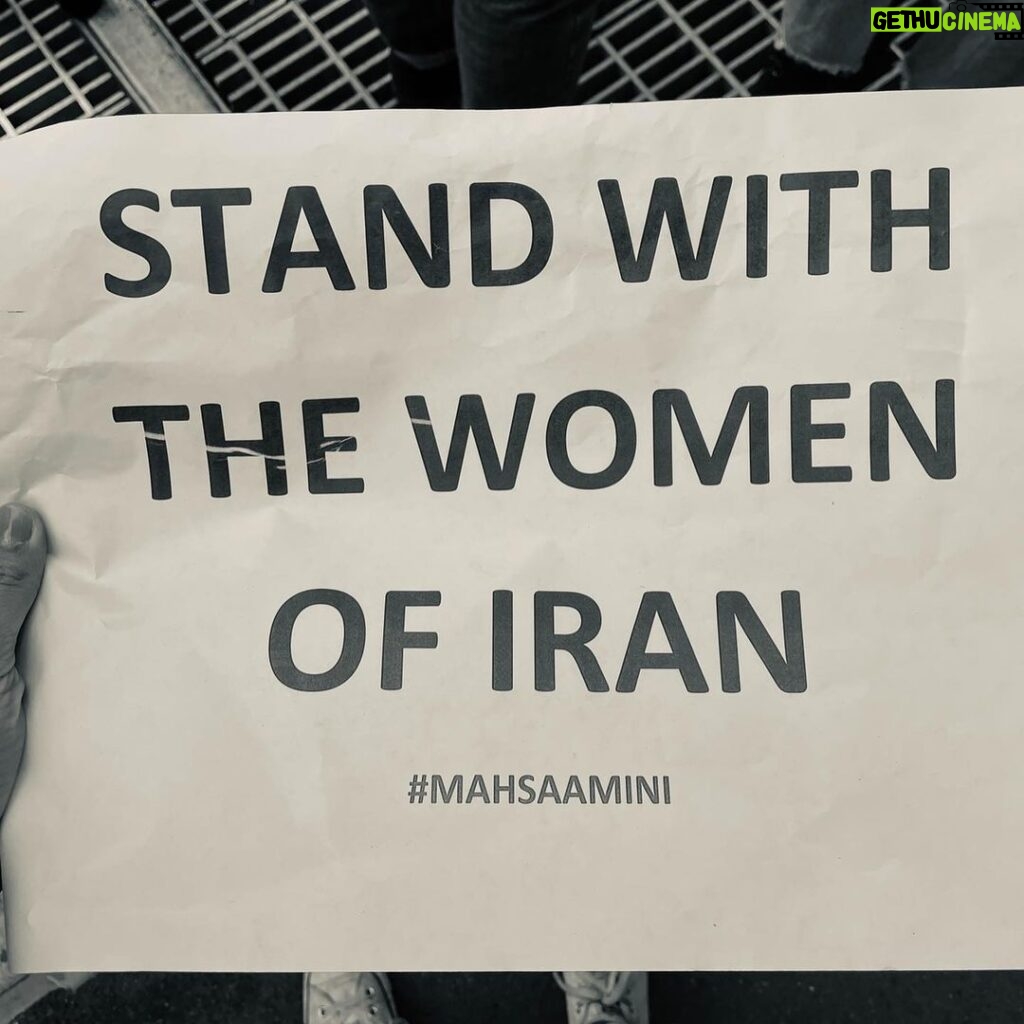 Tala Ashe Instagram - 2022: it was the best of times, it was the worst of times. may 2023 bring a free Iran 💚🕊️❤️ #زن_زندگی_آزادی