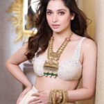 Tamannaah Instagram - Hello Bengaluru! I’m all set to make my way to the Jewels of India show on October 27th to inaugurate the 25th edition. Your presence will make it even more special. See you there!" 💎🇮🇳 #JewelsofIndia