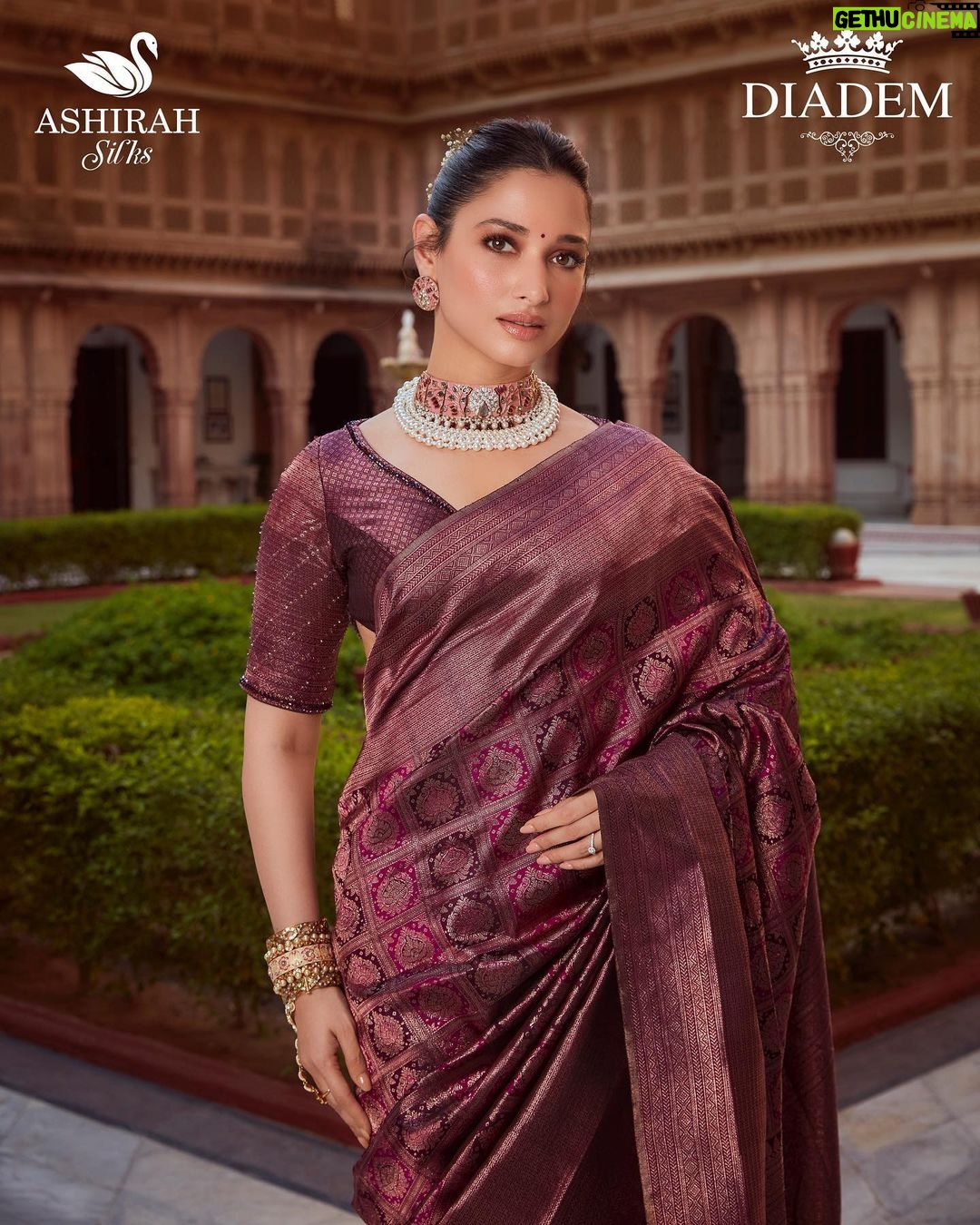 Tamannaah Instagram - I’m in love with these gorgeous, exotic silk sarees from Diadem’s Ashirah silk collection ❤️ Explore & shop Diadem’s wide range of sarees at their Chennai stores! @diademstore.in @ashirahbydiadem You can now shop these handwoven luxury sarees online at www.diademstore.com #diademstore #ashirahsilks #silksaree #chennai #sareelove #artonsilk