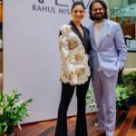 Tamannaah Instagram - @rahulmishra_7 and @divyabmishra thank youuu for such a heartwarming afternoon! 💖✨ An intimate setup that turned into a haven for genuine conversations… We dived into the worlds of fashion, sustainability, business, and all things creative. And Rahul's new store and collection? AFEW is casual glam at its best – glamorous yet comfy! Loved every moment of it. 🫶🏻🫶🏻🫶🏻