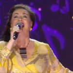 Tamara Gverdtsiteli Instagram - Большая честь выступать на одной сцене с великим композитором Кимом Брейтбургом на торжественной церемонии открытия «Славянского базара в Витебске 2021» #витебск#славянскийбазар#белорусь#продюсер#сергейпудовкин#открытиефестиваля#живойзвук#лето Славянский базар в Витебске