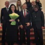 Tamara Gverdtsiteli Instagram – Без лишних слов. Большая честь…#москва#кремль#награждение#президент#владимирпутин#россия#благодарность#тамарагвердцители#олеггазманов#дмитрийхаратьян#юрийбашмет#игорькрутой#продюсер#сергейпудовкин Москва, Кремль