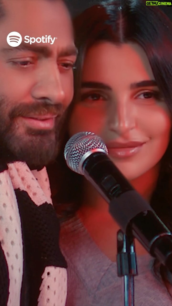 Tamer Hosny Instagram - . انتي الوحيدة اللي عارفة مفتاح قلبي فين 💚 اسمع جديد تامر حسني ومها فتوني ٣٠ حياة دلوقتي على Spotify من اللينك في البايو 👆