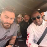 Tamer Hosny Instagram - بمناسبة الاعلانات انا حالاً بصورلكم اعلان لرمضان ان شاء الله يعجبكم بنمسي عليكم انا و اخويا حسام وفريق العمل قولوا بقى انتوا … تفتكروا انا بصور اعلان ايييييه؟؟😉🫶❤️
