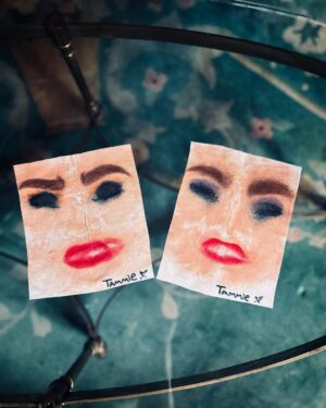 Tammie Brown Instagram - Would you like to buy TaMMie  Brown facial impression .. special offer. I want to get the other 1/2 off. Just in time for the holidays. Great gifts. For all you kinky cats and kittens out there .. sold exclusively here on Instagram DM me for prices .. book your @cameo 

#queenwithacause #notgrooming #nationaltreasure #poorcelebrity #freeorcas #protectpuvungna #savetheorangutas #boycottpalmoil
