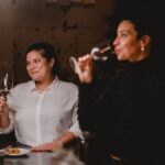 Tamy Emma Pepin Instagram - Opa! Après une diffusion réussie sur la plateforme de streaming Vrai, l’émission Resto Pop-Up est maintenant diffusée sur la chaîne de television canadienne Zeste. Déjà deux ans depuis ce délicieux tournage, entourée de la merveilleuse équipe de Sphère Media et des chefs de la scène culinaire montréalaise. Des rencontres et des recettes, à visionner sur Zeste en famille ou entre amis, les vendredis à 11:30 et 16:30, ou sur demande via les plateformes de Québecor. 🥰 #montreal #montrealculinaire #restosmontréal #foodshow Montreal, Quebec
