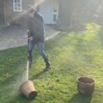 Tamzin Merchant Instagram - Signs of Spring 💛🌼🌸 Daffodils blooming, tiny buds breaking... and my dad going full Ghostbusters with his jet-washer on a plant pot 😂