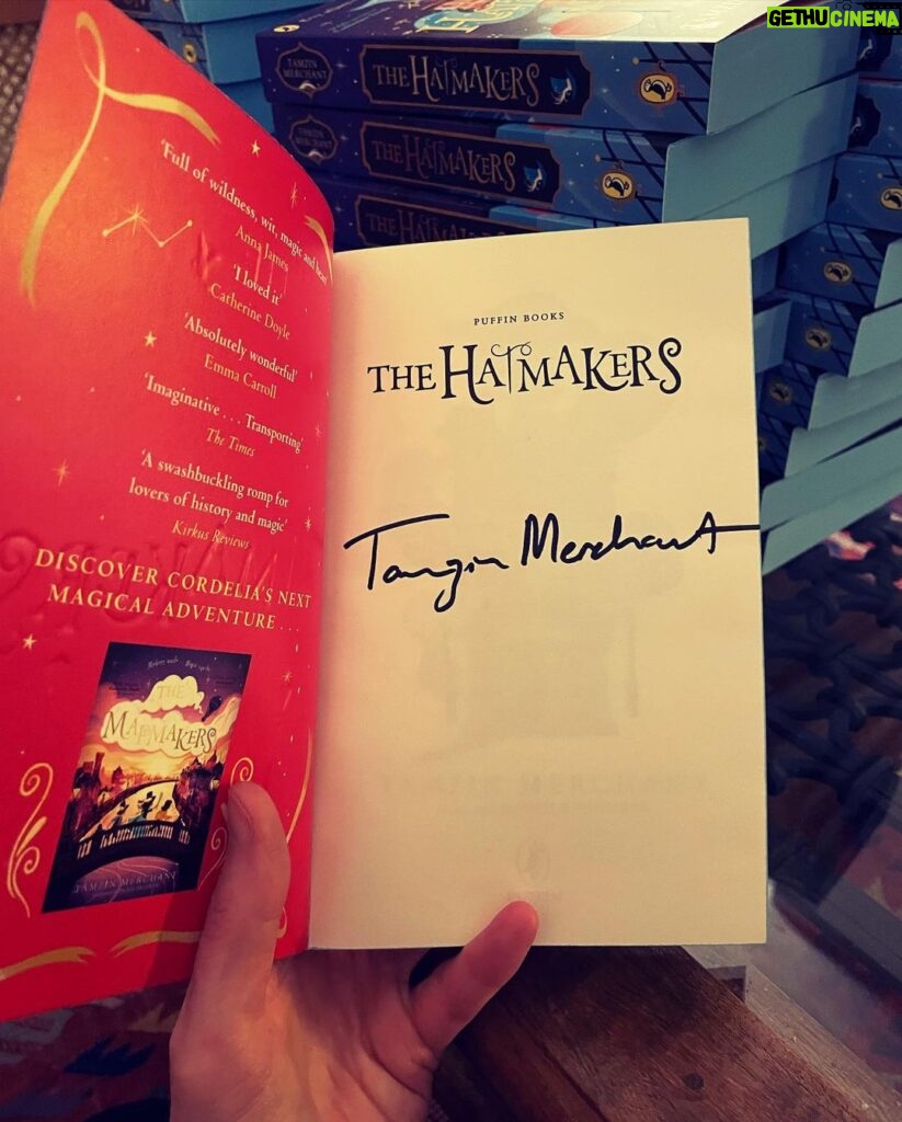Tamzin Merchant Instagram - I had a very fun evening signing a great pile of special edition copies of #TheHatmakers for @waterstones - as you can see, I wrote my name in the front (properly so you can read it not just a squiggle) and there is a special *exclusive* short story called “Lady Elsa Sets a Trend” in the Waterstones version AND veh veh cool blue edges to the pages. The paperback comes out on January 6th! But you can pre-order it now from Waterstones (link in bio) and give your future self a present 🎁 🥳😘 xx