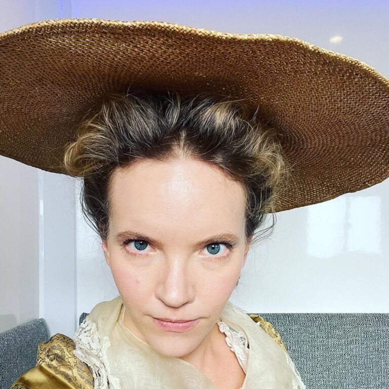 Tamzin Merchant Instagram - It’s #NationalHatDay today! HURRAH! ✨🎩✨ Here’s me wearing TWO hats - one on my head and the other on my thumb! My thumb hat is an amazing tiny work of handmade magic, created by the wonderful seller of books and creator of stunning window displays @literaryvegan 🤩 (And thereafter, a selection of some recent costume hats I have had the honour to have had upon my head.) HAPPY HAT DAY! 🥳✨🎩✨