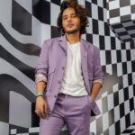Tanishk Bagchi Instagram - Sneak peek at my Deleted Scenes 👀 #MetaCreatorsDay! Thank You - @Meta ❤️🙏🏼 Styled by - @vibhutichamria Co-ord set by @nm_design_studio Hair - @thakuramit190 Make up - @sakhshisabhaney_makeup 📸 - @ohmygosh_joe