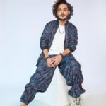 Tanishk Bagchi Instagram - Vintage at heart 🪩 Styled by - @vibhutichamria Make up Artist - @safasheikhbeauty 📸 - @anamika_