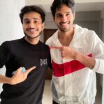 Tanishk Bagchi Instagram – Celebrating 300 Million of #RaatanLambiyan with my brother @sidmalhotra 🤜🏼🤛🏼

Also, We might just come up with a surprise for you all soon 😉

#Shershaah @azeemdayani #Sidharthmalhotra @sonymusicindia @dharmamovies