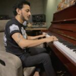 Tanishk Bagchi Instagram - One of my earliest compositions of my Musical career ❤️ Baarish 🌧 #HalfGirlfriend