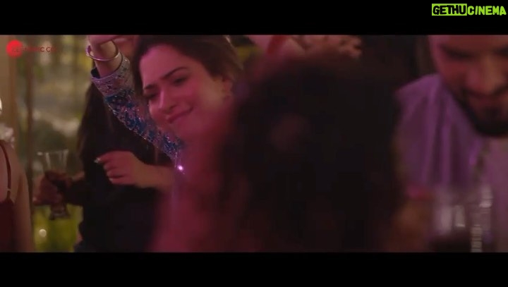 Tanishk Bagchi Instagram - Ek tarfa pyaar ki baat hi kuch aur hove hai! ❤️🩹 Listen to #LeSajna, song out now! #BabliBouncerOnHotstar Singer: Altamash Faridi Music: Tanishk Bagchi Lyrics: Tanishk Bagchi @tamannaahspeaks @imbhandarkar @StarStudios #BikramDuggal @JungleePictures @amritapndy @sahilvaid24 @humarabajaj24 @priyamsaha @saurabhshuklafilms @real.amitjoshi @i_aradhana_ @supriyarshukla @samahnotshama @bhavnajeswani14 @mamtakamtikar @moonstruck1602 @thepuccacritic @zeemusiccompany