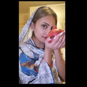 Tannaz Davoodi Instagram - Happy Yalda!!! 🍉✨️❣️

In Iran we celebrate the beginning of winter and the longest night of the year.
Yalda remains as one of the most ancient festive ceremonies that has been celebrated in Iran for centuries.

I hope your winter days are bright and warm, healthy and full of love✨️ 

Love you all ❤️

♡
♡
♡
♡
♡

#yalda #happyyalda #yaldanight #shabeyaldamobarak #shabeyalda #Persian #irani #iranian #persiangirl #iran #iraniangirl #culture #love #pomegranate #winter #wintersays #hellowinter #welcomewinter #london #unitedkingdom