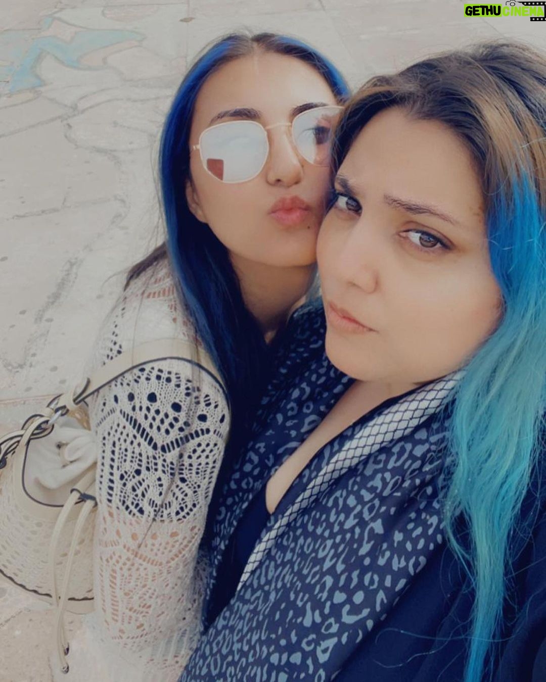 Tannaz Davoodi Instagram - Morocco 1 year ago today, Met lovely new friends and had a great timeš Definitely need to go back againā¤ļø ⢠⢠⢠⢠⢠#morocco #agadir #moroccotravel #moroccotrip #agadirmorocco #snake #beach #holiday #fun #dance #dancer #dilbar #dilbardilbar #fashion #bluehair #persian #love #goodtimes #friends #hotelarganaagadir #1yearold Agadir, Morocco