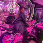 Tannaz Davoodi Instagram - Vroom vroom ✨ • • • • • #vroomvroom #elan #pink #london #londonlife #bubblegum #fun #love #longhair #blonde #brunettebalayage #brunettegirl #girl #fashion #leather #zara #shein #cute #bikeride #bike #unitedkingdom #fashionstyle #leatherpants #leatherjacket #blackoutfit #cafe EL&N