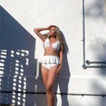 Tannaz Davoodi Instagram - The weather this week was just🤤☀️ • • • • #summer #sunny #sun #sunshine #summervibes #love #summertime #pool #swimming #bikini #shein #sheinhaul #butterflytattoo #butterfly #persian #brunette #brunettegirl #blond #blonde #blondehair #persiangirl #irani #iranian #iraniangirl #girl #longhair #nomakeup #natural #london #unitedkingdom London, United Kingdom