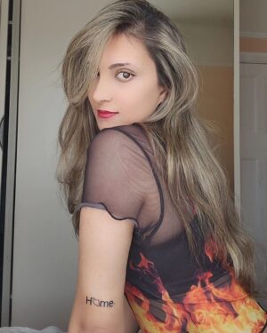 Tannaz Davoodi Instagram - Home 💚🤍❤️
So happy with this tattoo🙏🏻

☼
☼
☼
☼
☼

#iran #iranian #iraniangirl #persiangirl #irantattoo #persian #tattoo #home #hometown #hometattoo #love #newtattoo #happy #jamaljamaloogirl #tannazdavoodi #photo #photogram #sun #london #unitedkingdom