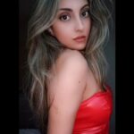 Tannaz Davoodi Instagram - L ♡ V E Y ♡ U A L L ♡ ♡ ♡ ♡ ♡ ♡ #loveyouall #loveyou #love #persian #irani #iranian #persiangirl #iraniangirl #blonde #redtop #leathertop #sheingals #shein #sheinhaul #shahrukkhan #srk #prettyzinta #saifalikhan #kalhonaaho #bollywood #tannaz #tannazdavoodi #london #unitedkingdom London, United Kingdom