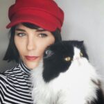 Tanya van Graan Instagram - The only way to wear fur...❤️👉🏼 #AliveAndWell #SayNoToFur #OneOfUsWokeUpLikeThis😆😼 #TwinningWithMyHomie