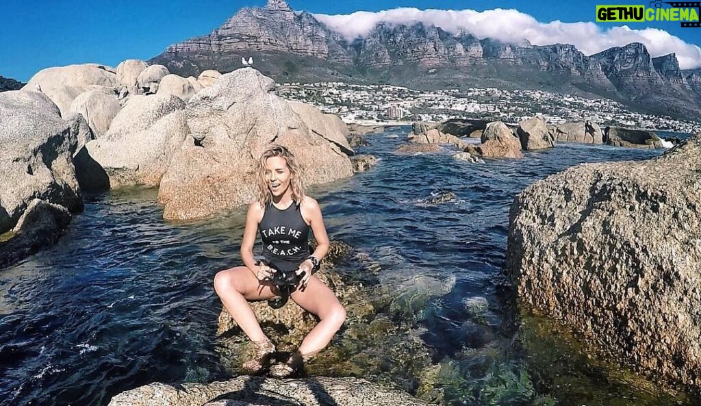 Tanya van Graan Instagram - Nature is truly the art of God...🌍🎨🙌🏼😮 #AlwaysInAwe #TwelveApostles #SundayShoredives #freediving #WaterLust #atlanticocean ❄️ #Capetown #iCouldPostAboutOtherStuff #ButThereIsEnoughOfThatOnInstaAlready 😉🌊