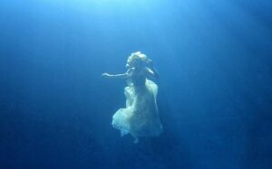 Tanya van Graan Instagram - As above, so below...💛💙🙏🏼✨