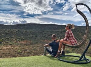 Tanya van Graan Instagram - Cultivating silence. ☁️🌿🙏🏼 #OffTheGrid  #Montagu @grysbokkloof 👌🏼✨